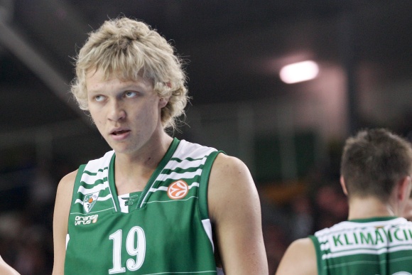 1289900272m_kuzminskas.jpg